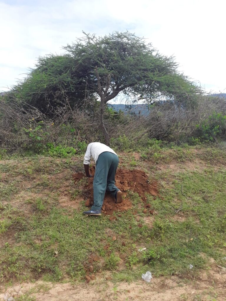 Mwanyani Dispensary Tree Planting 09-05-2020 18